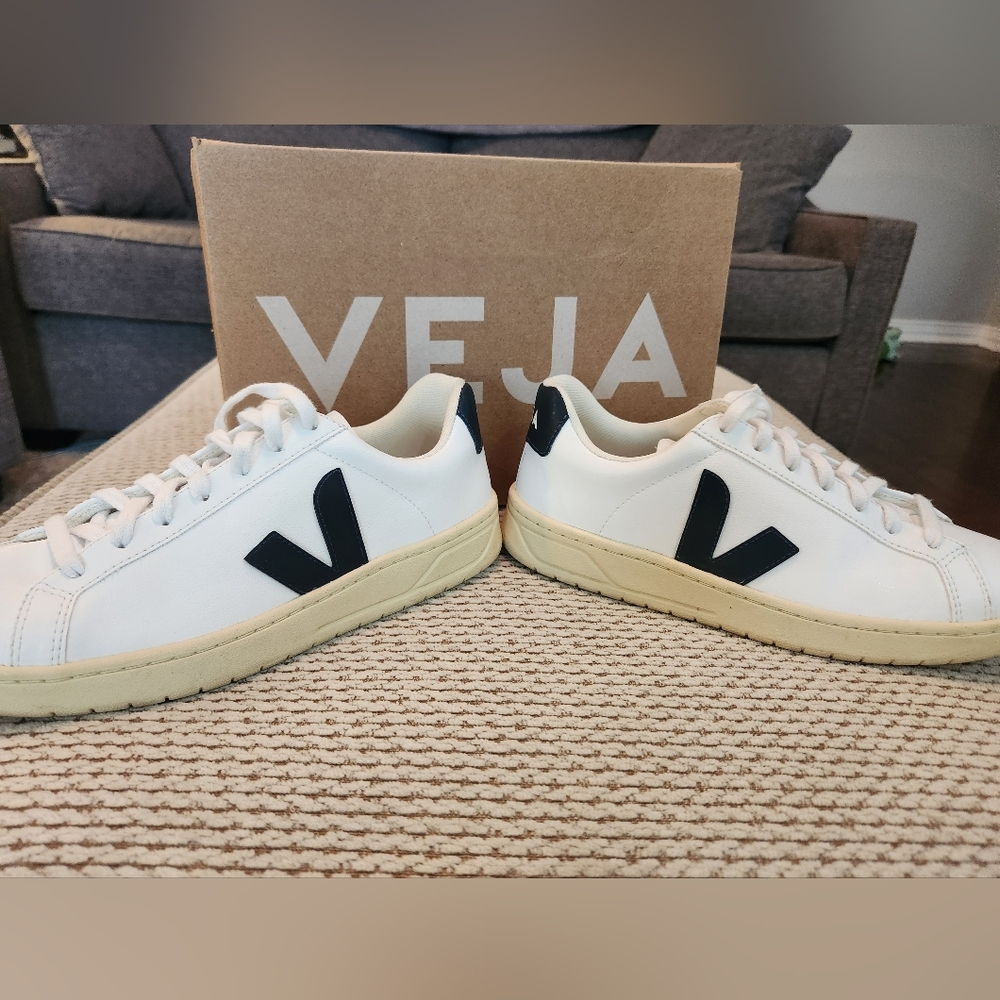 Veja Urca CWL Sneaker (Women)